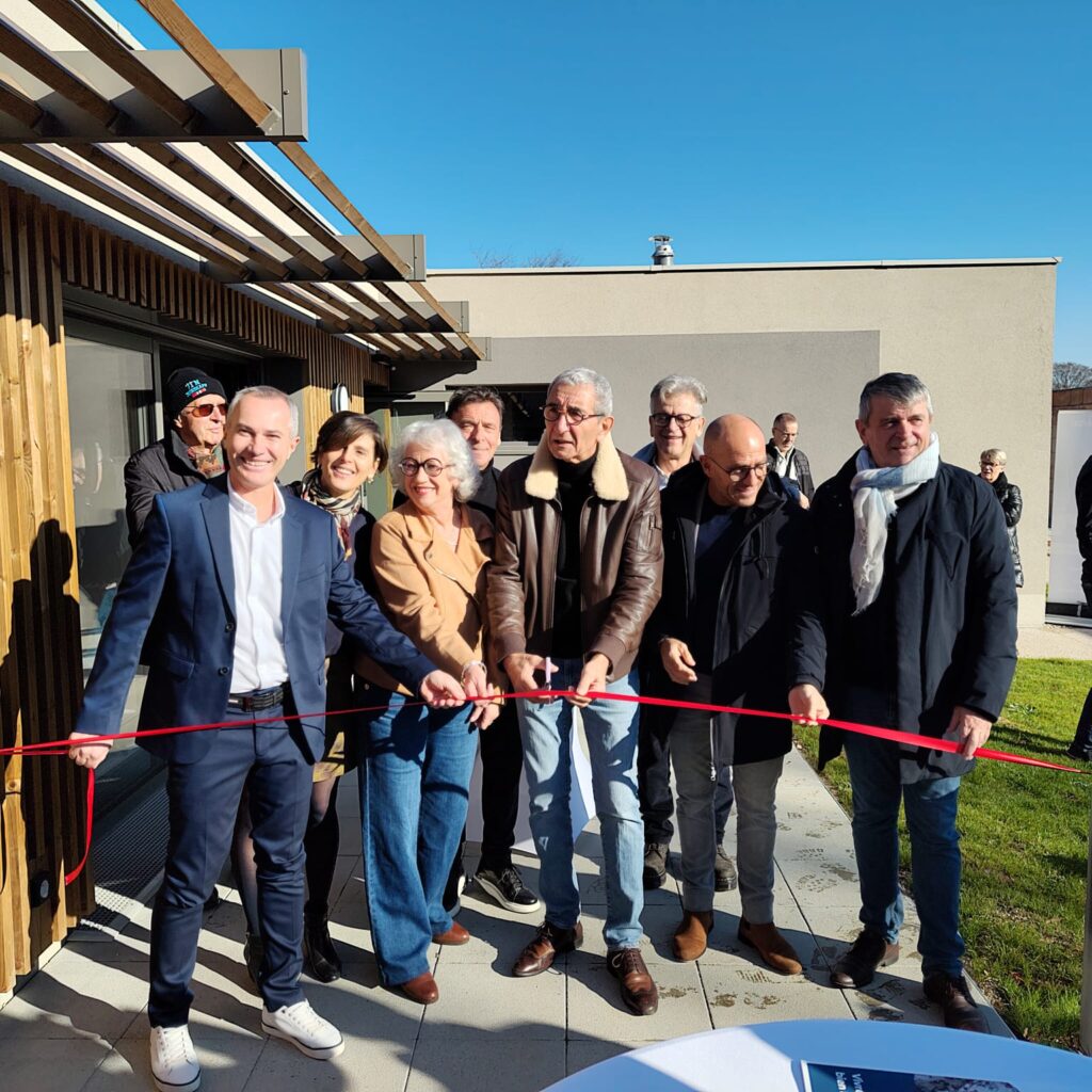 PHOTO-2025-11-22-15-40-03