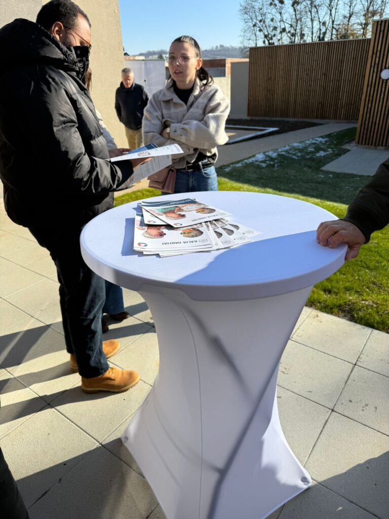 PHOTO-2025-11-23-09-50-32